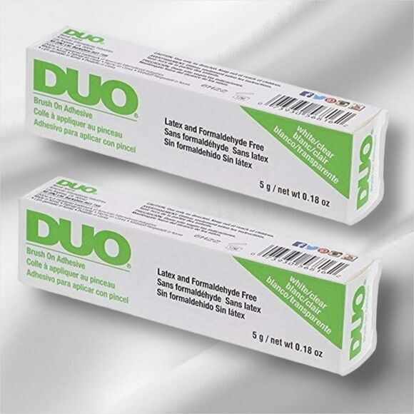 Duo Brush-On Strip Lash Adhesive Clear, 0.18 oz, 3-Pack - Picture 2 of 10